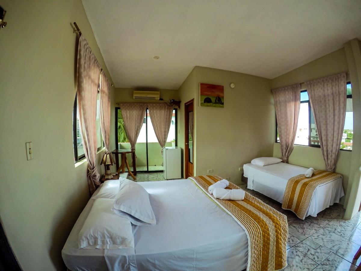 Casa De Nelly Hotel Puerto Baquerizo Moreno Ngoại thất bức ảnh