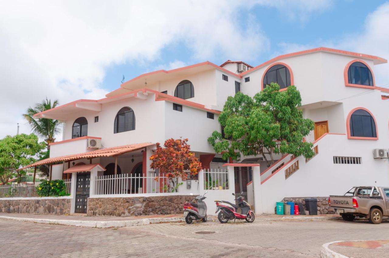 Casa De Nelly Hotel Puerto Baquerizo Moreno Ngoại thất bức ảnh
