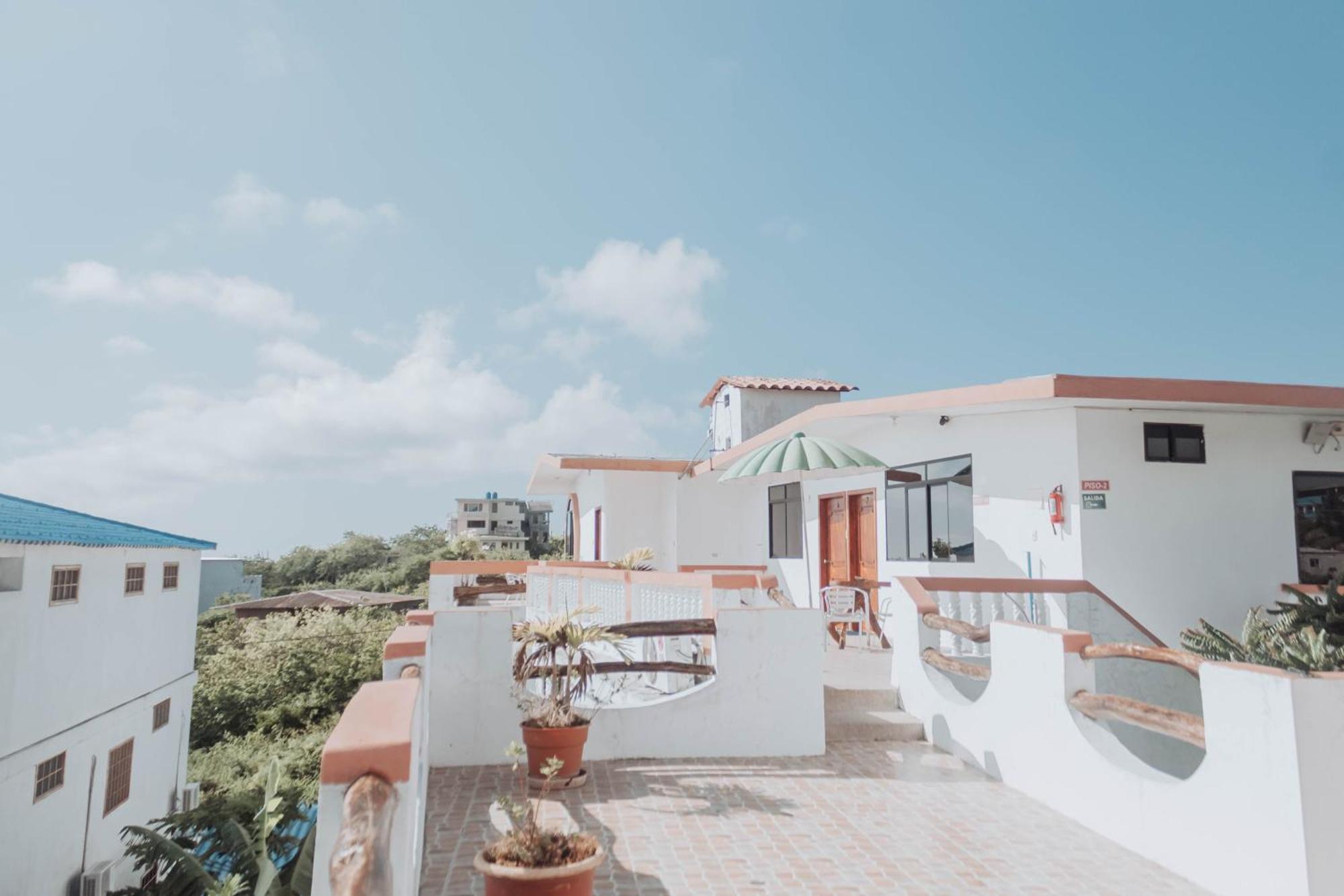 Casa De Nelly Hotel Puerto Baquerizo Moreno Ngoại thất bức ảnh