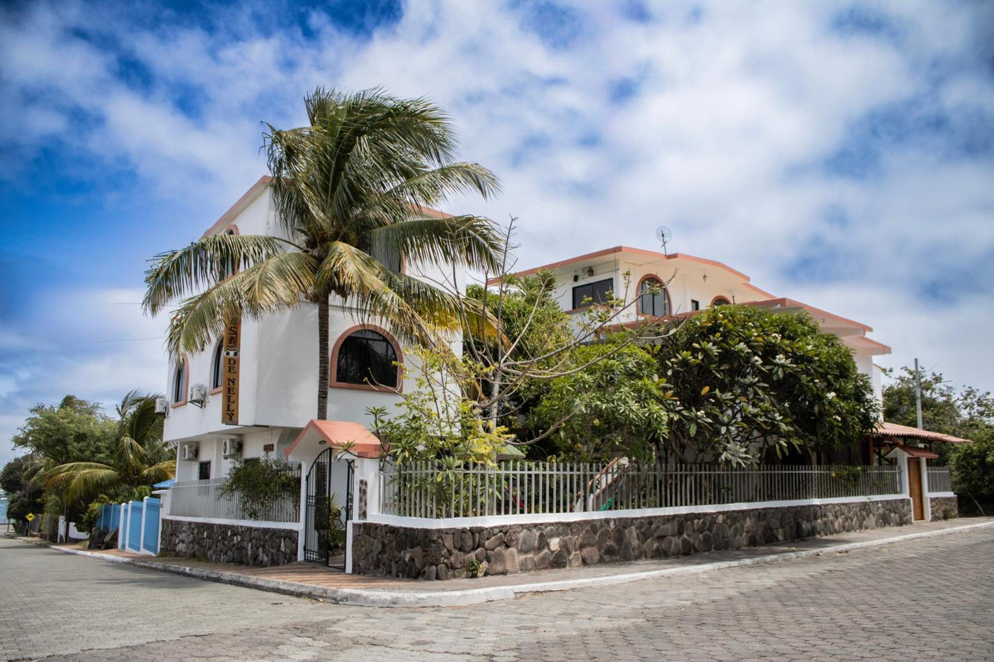 Casa De Nelly Hotel Puerto Baquerizo Moreno Ngoại thất bức ảnh
